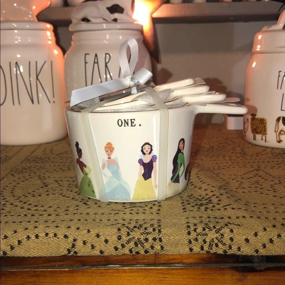 Rae Dunn Disney Princesses Measuring Cups (6 Princesses)